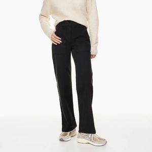 Aritzia Wilfred Free Modern Utility Pant - BLACK size 4